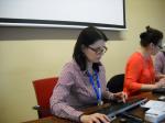 Pracownik US Jarosław pomaga wypełnić e-PIT