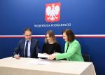 podpisanie aneksu przez Wojewodę Podkarpackiego i przedstawicieli firmy realizującej inwestycję